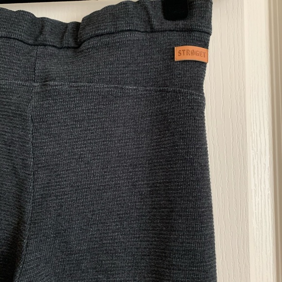 Boy’s Zara Waffle Knit Pants - Picture 6 of 6